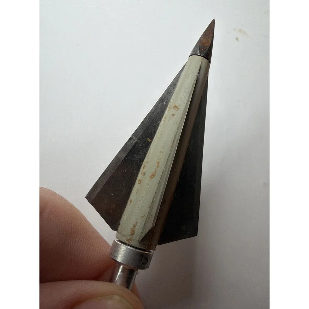 Vintage Razorbak 5 Blade Broadheads Archery Bow Hunting 4 Pack + Extras